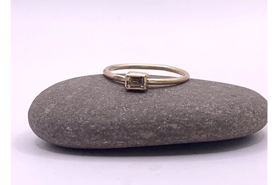 9ct slim band ring with golden tourmaline