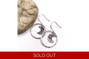 Moon Mountain Ring Drop.. Moon Mountain Ring Drop..