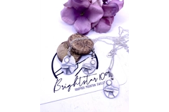 Penny Y Ghent oval pendant