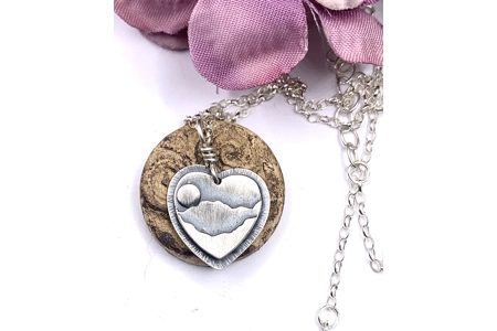 Heart of the Lakes Mountain ..