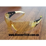 Safety Glasses Uvex Pheos Black/Yellow arms, Amber lens Safety Glasses Uvex Pheos Black/Yellow arms, Amber lens