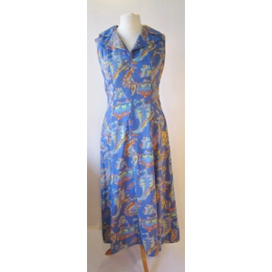 Long blue patterned dress, 12