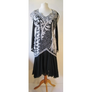 Stunning silk sequinned dress, 12