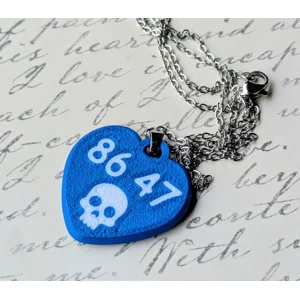 86 47 Skull Heart Necklace