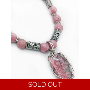 Beaded Pendant National Gemstone Necklace