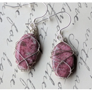 Wired Oval Stone Earrings
