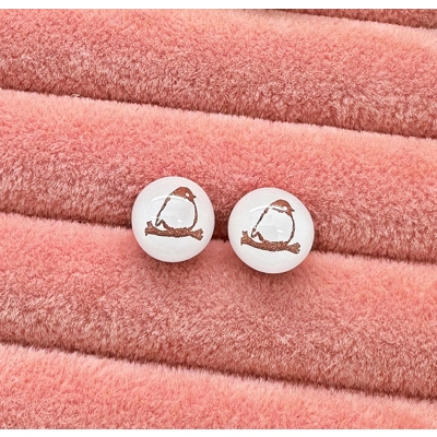 Red Robin Glass Studs Earrings