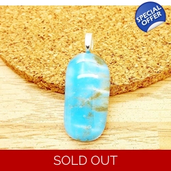 Special Edition blue yellow gold glass necklace ..