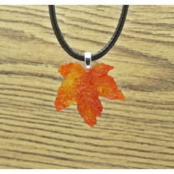 Maple Leaf Glass Pendant Nec..