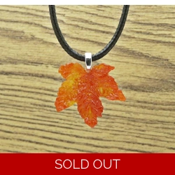 Maple Leaf Glass Pendant Nec..