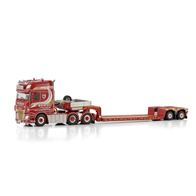 WSI MODEL TRUCK John O'Neill; DAF XF SUPER SPACE CAB 6X2 TAG AXLE EURO PX LOW LOADER - 2 AXLE title=