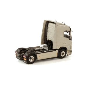 PREMIUM LINE VOLVO FH5 GLOBETROTTER 4X2