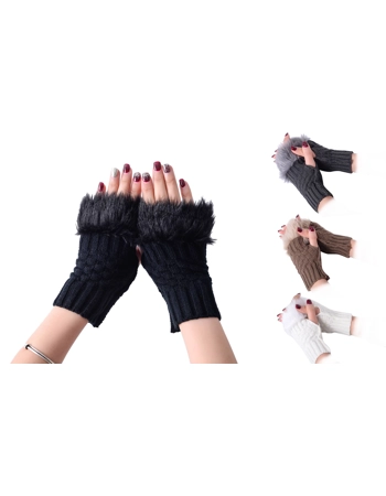 Fashionable Fur-Trimmed Fingerless Gloves
