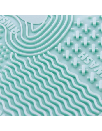 Makeup Brush Cleaner Mat