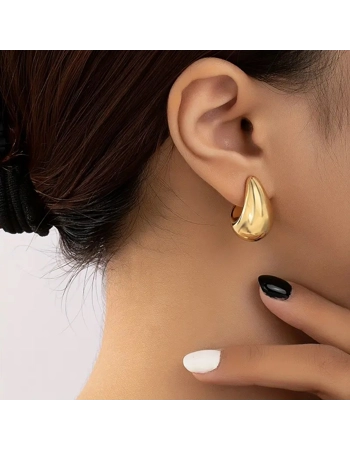 Gold Teardrop Earrings