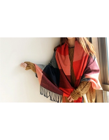 Stylish Checked Scarf