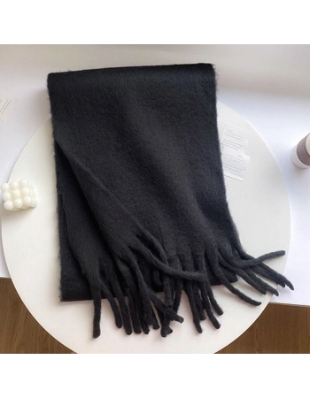 Chunky Winter Tassel Scarf