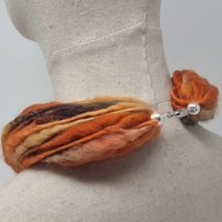 "Pumpkin" Pure wool necklace with magnetic clasp