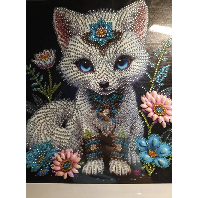 Additional Image for Arctic Fox 12x12 Framed Rhinestone Art