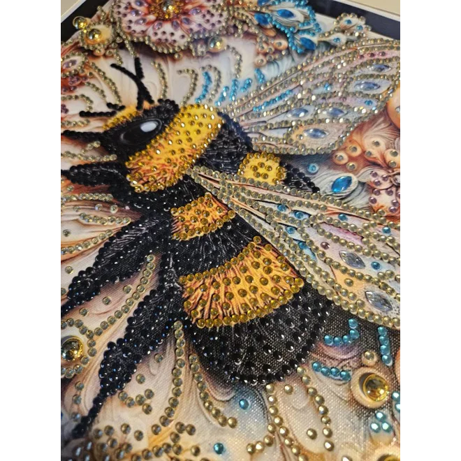 Additional Image for Honey Bee 12x12 Framed Rhinestone Art