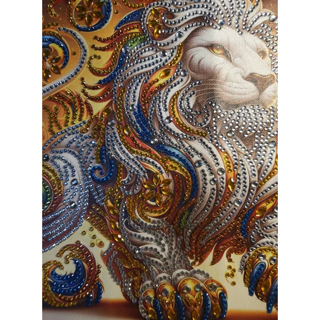 Additional Image for Lion Flair 12x12 Framed Rhinestone Art