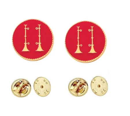 Collar Pins Bugles Disc 2 Bugles Side by Side Gold Captain Red