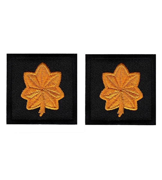 Major Leaf Embroidered Dark Gold on Black Pair