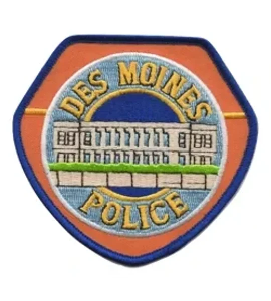 IO Iowa Des Moines Police Shoulder Patch