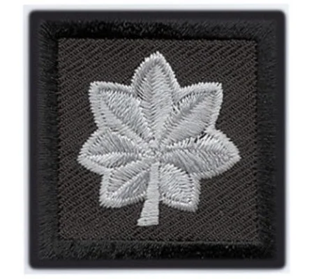 Major Leaf Embroidered Silver on Black Pair