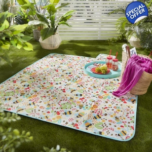 Buzzy Bee Picnic Blanket