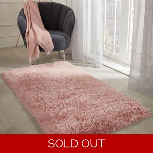 FLUFFY PINK RUG