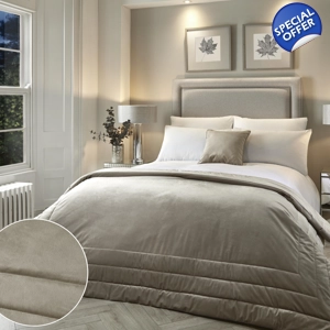 Melanie Velvet Bedspread Natural