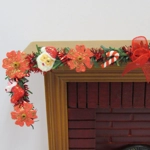 Dolls House Christmas Garland Xmas Embellishments and Red Flowers 1:12 Scale Miniature Decoration