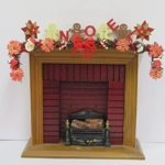 Dolls House Christmas Garland Xmas Embellishments and Red Flowers 1:12 Scale Miniature Decoration