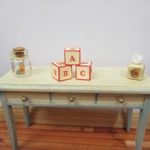 Dolls House Toy Letter Blocks Winnie the Pooh Theme Set of 3 Red Nursery Miniature 1: 12 Scale