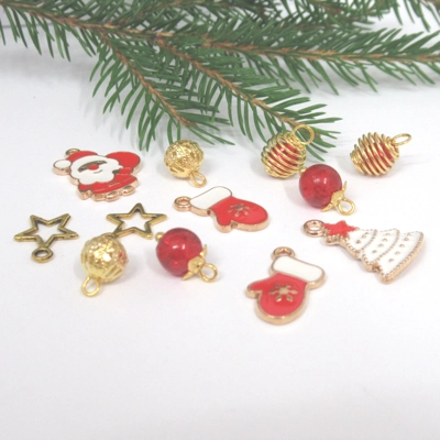 Dolls House Christmas Tree Decorations 12 Red Gold Miniature Baubles and Trinkets 1:12 Scale