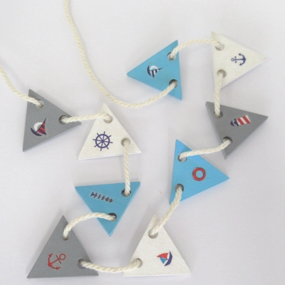 Dolls House Bunting Beach House Hut 9 Wood Flags Miniature Seaside Theme Garland 1:12 Scale