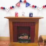 Dolls House Pennant 4th July Garland Bunting 6 Flags and PomPoms Miniature Decoration 1:12 Scale