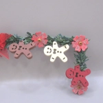 Dolls House Christmas Garland Flowers and Gingerbread Men Miniature Decoration 1:12 Scale