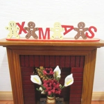 Dolls House Christmas Decoration Miniature Xmas Word and Gingerbread Men 1:12th Scale