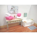 Dolls House Towels Pink White with Bath Salts Bottle and Ornament Jars Miniature Bathroom 1:12 Scale