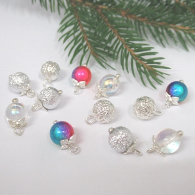 Dolls House Christmas Tree Decorations 12 Baubles Miniature Xmas Ornaments 1:12th Scale