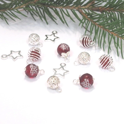 Dolls House Christmas Tree Decorations 12 Red Silver Miniature Baubles and Stars 1:12th Scale
