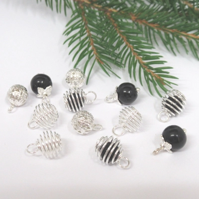 Dolls House Christmas Tree Decorations 12 Black Silver Baubles Miniature Ornaments 1:12th Scale