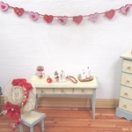 Dolls House Bunting 9 Wood Decorated Love Hearts Miniature Decoration 1:12 Scale