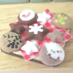 Dolls House Christmas Cookies 9 Miniature Xmas Biscuits 1:12th Scale