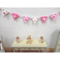 Dolls House Pink Bunting 9 Wood Flags with Hearts Miniature Nursery Girls Bedroom Decor 1:12 Scale