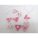 Dolls House Pink Bunting 9 Wood Flags with Hearts Miniature Nursery Girls Bedroom Decor 1:12 Scale