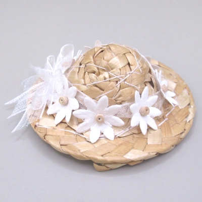 Dolls House Straw Hat Decorated with White Flowers Miniature Clothes Accessory 1:12 Scale