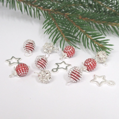Dolls House Christmas Tree Decorations 12 Red Silver Miniature Baubles & Stars 1:12th Scale